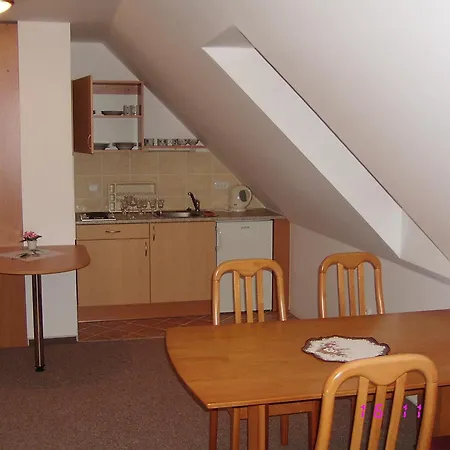 Kos Apartmán *